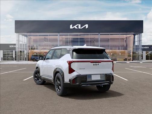 Snow White Pearl 2027 Kia Seltos X-Line