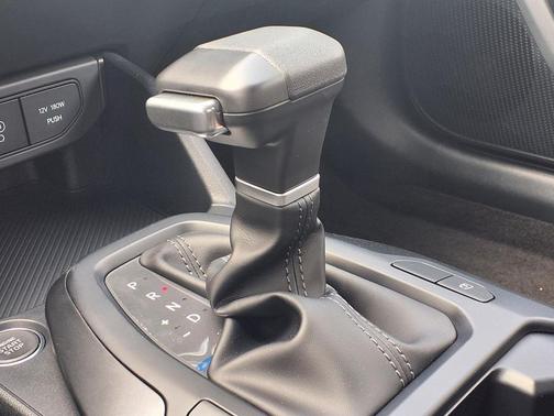 Snow White Pearl 2026 Kia K4 LXS