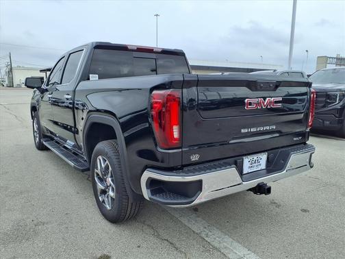 Onyx Black 2026 GMC Sierra 1500 SLT