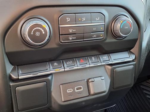 2022 Chevrolet Silverado 1500 Limited Custom