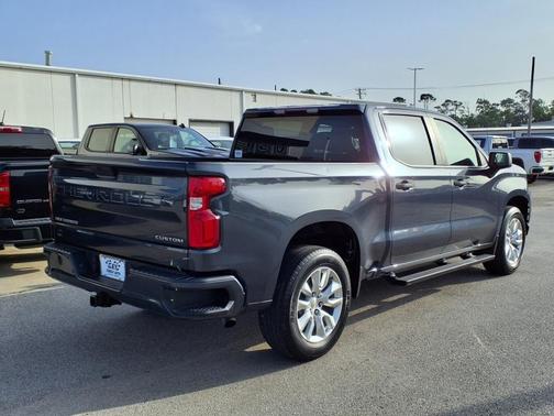 2022 Chevrolet Silverado 1500 Limited Custom