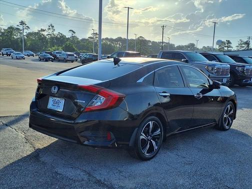 2018 Honda Civic Touring