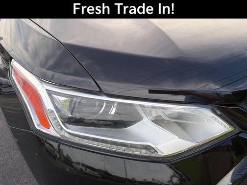 Black Metallic 2021 Chevrolet Traverse RS