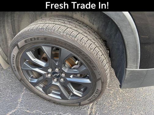 Black Metallic 2021 Chevrolet Traverse RS