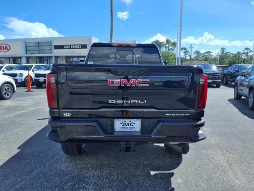 2025 GMC Sierra 2500 Denali