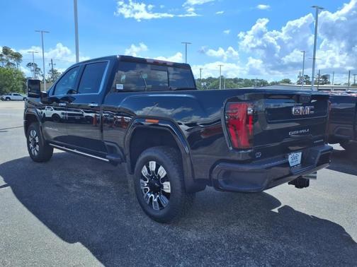 2025 GMC Sierra 2500 Denali