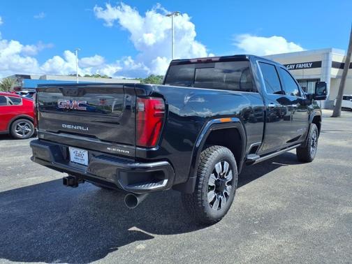 2025 GMC Sierra 2500 Denali
