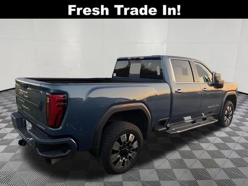 2024 GMC Sierra 2500 Denali