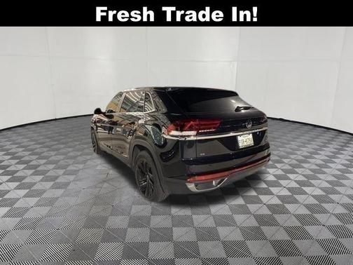 2022 Volkswagen Atlas Cross Sport 2.0T SE w/Technology