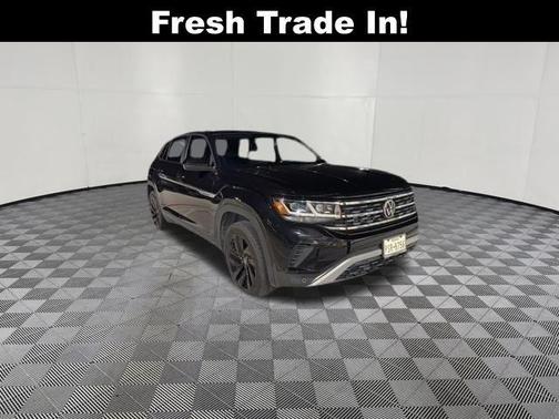 2022 Volkswagen Atlas Cross Sport 2.0T SE w/Technology