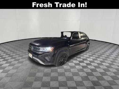 2022 Volkswagen Atlas Cross Sport 2.0T SE w/Technology