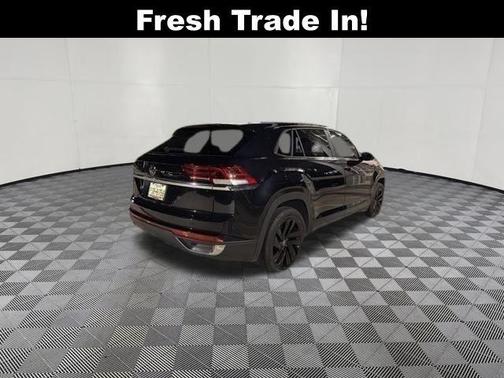 2022 Volkswagen Atlas Cross Sport 2.0T SE w/Technology