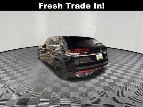 2022 Volkswagen Atlas Cross Sport 2.0T SE w/Technology