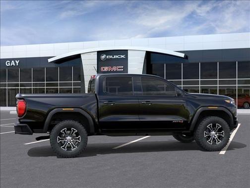2025 GMC Canyon AT4