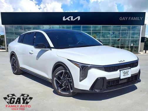2025 Kia K4 GT-Line