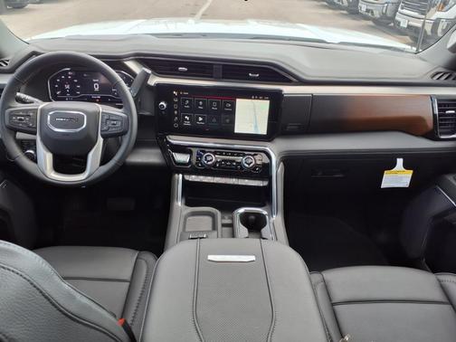 2025 GMC Sierra 3500 Denali