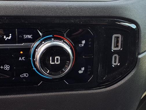 Summit White 2026 GMC Sierra 1500 Elevation