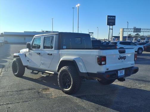 2021 Jeep Gladiator Sport