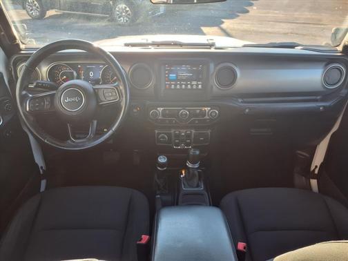 2021 Jeep Gladiator Sport