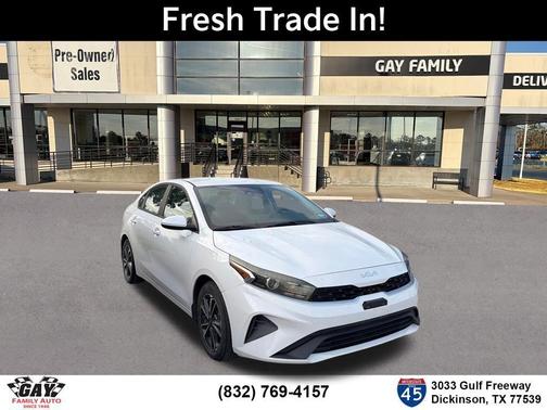Snow White Pearl 2023 Kia Forte LXS