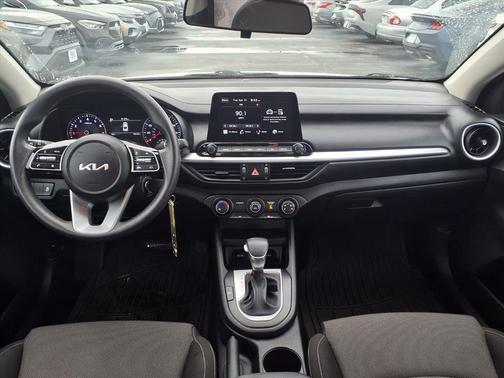 Snow White Pearl 2023 Kia Forte LXS