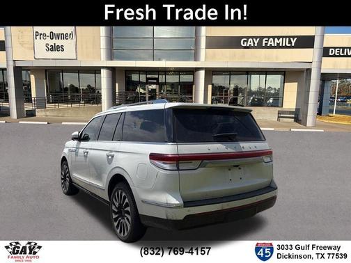White Metallic 2024 Lincoln Navigator Reserve
