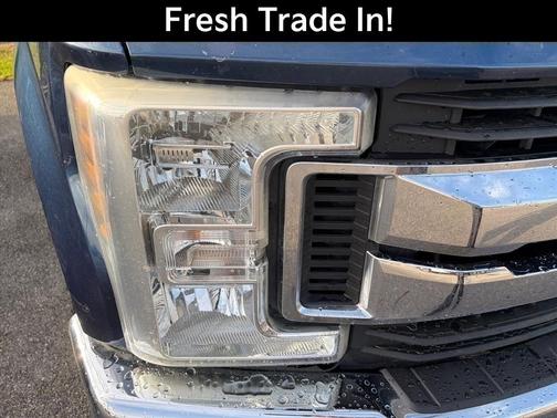 Blue 2018 Ford F-250 XLT