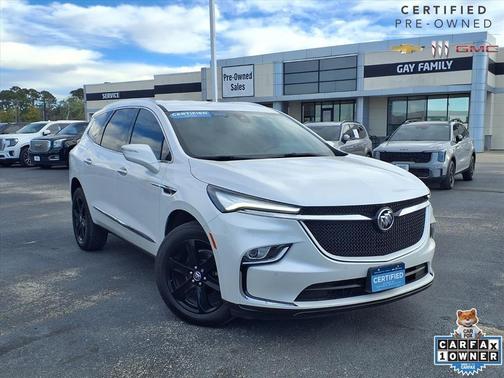 2023 Buick Enclave Essence