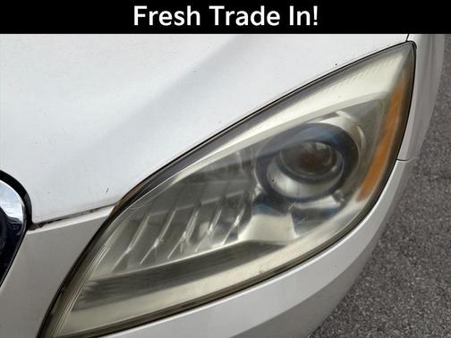 White Diamond Clearcoat 2014 Buick Verano Convenience