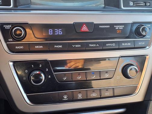 2016 Hyundai SONATA SE