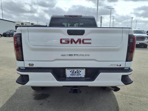 2026 GMC Sierra 2500 AT4
