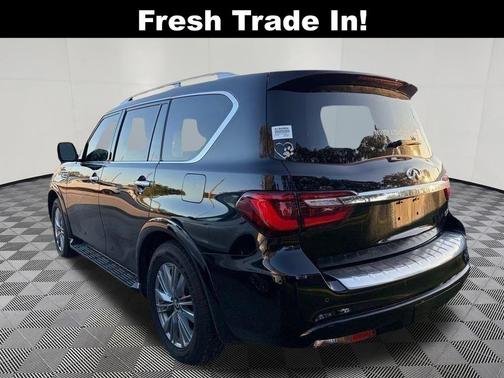 2022 INFINITI QX80 Luxe