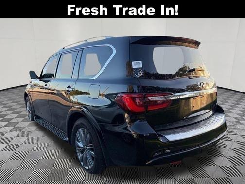 2022 INFINITI QX80 Luxe