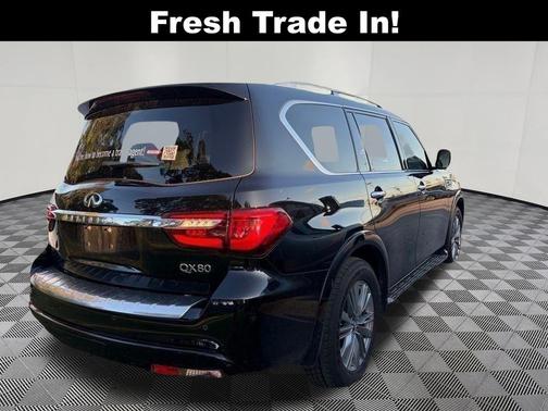 2022 INFINITI QX80 Luxe