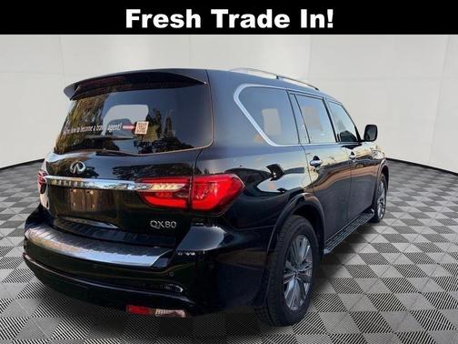 2022 INFINITI QX80 Luxe