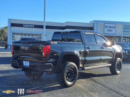 2022 GMC Sierra 1500 Limited AT4