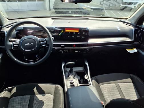 2025 Kia Sorento LX