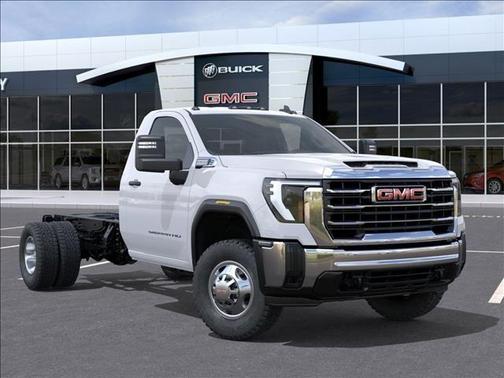 2026 GMC Sierra 3500 Pro
