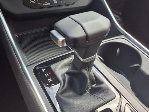 Aurora Black Pearl 2026 Kia Carnival EX