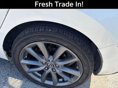 Snowflake White Pearl Mica 2019 Mazda Mazda3 FWD