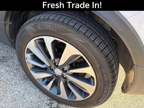 Summit White 2022 Buick Encore Preferred