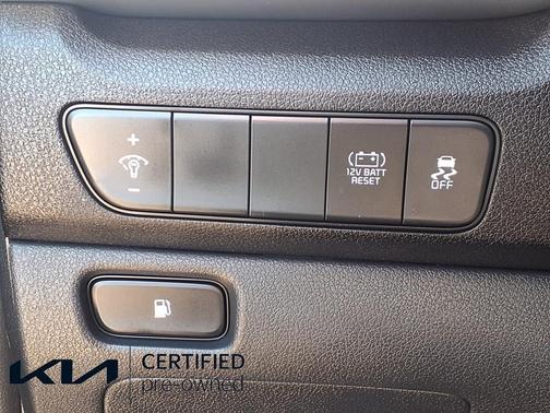 2022 Kia Niro LX