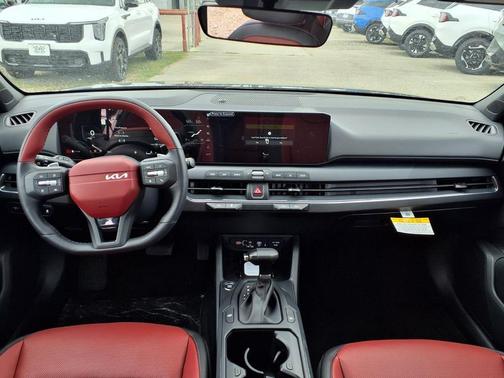 Aurora Black Pearl 2026 Kia K4 GT-LINE