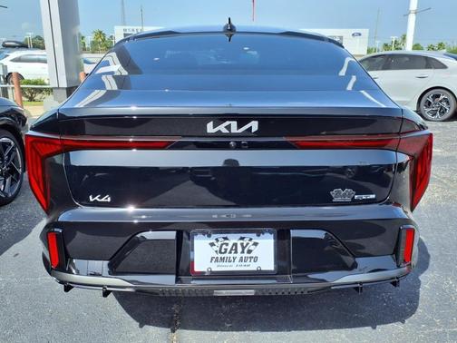 2025 Kia K4 GT-Line