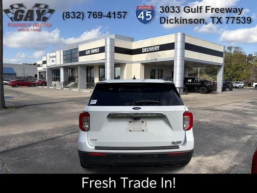 Oxford White 2021 Ford Explorer XLT