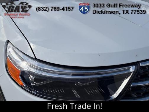 Oxford White 2021 Ford Explorer XLT