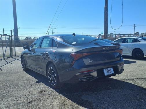 2026 Kia K5 EX