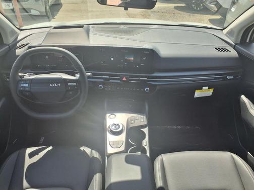 Snow White Pearl 2026 Kia Sportage Hybrid SX-Prestige