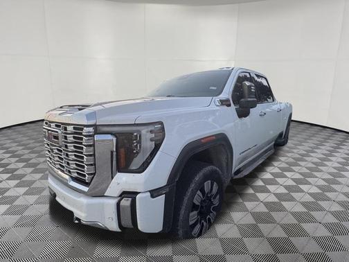2024 GMC Sierra 2500 Denali