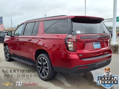 2023 Chevrolet Suburban RST